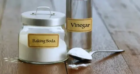 Mixture of Baking Soda and Vinegar