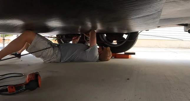 How to Repair Sagging Underbelly of RV: 6 Steps You Must Try