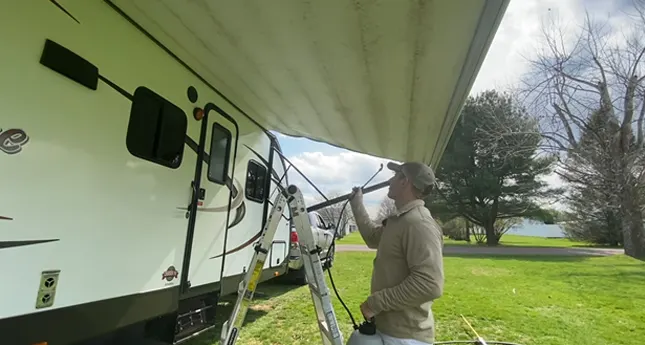 How to Remove Leaf Stains From RV Awning